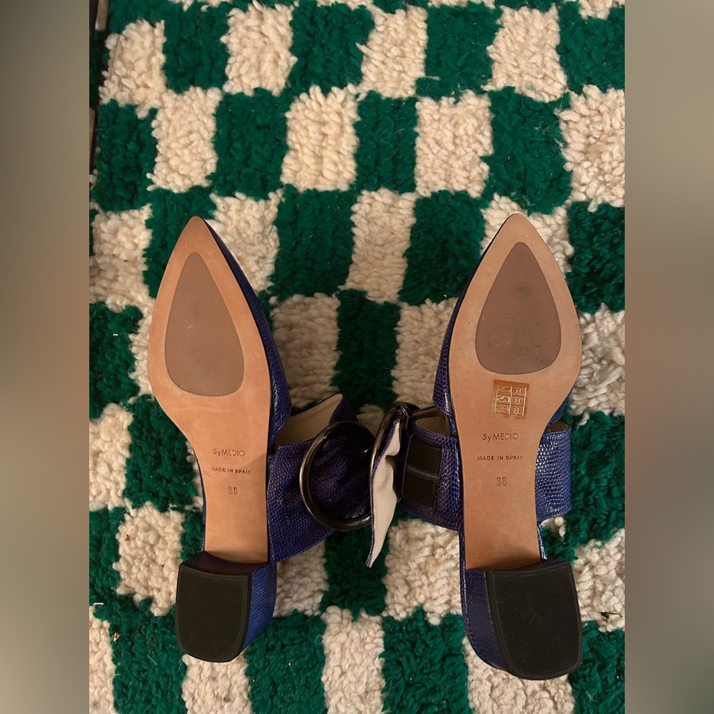 NEW with box 5ymedio madrid leather flat slider shoe women 8